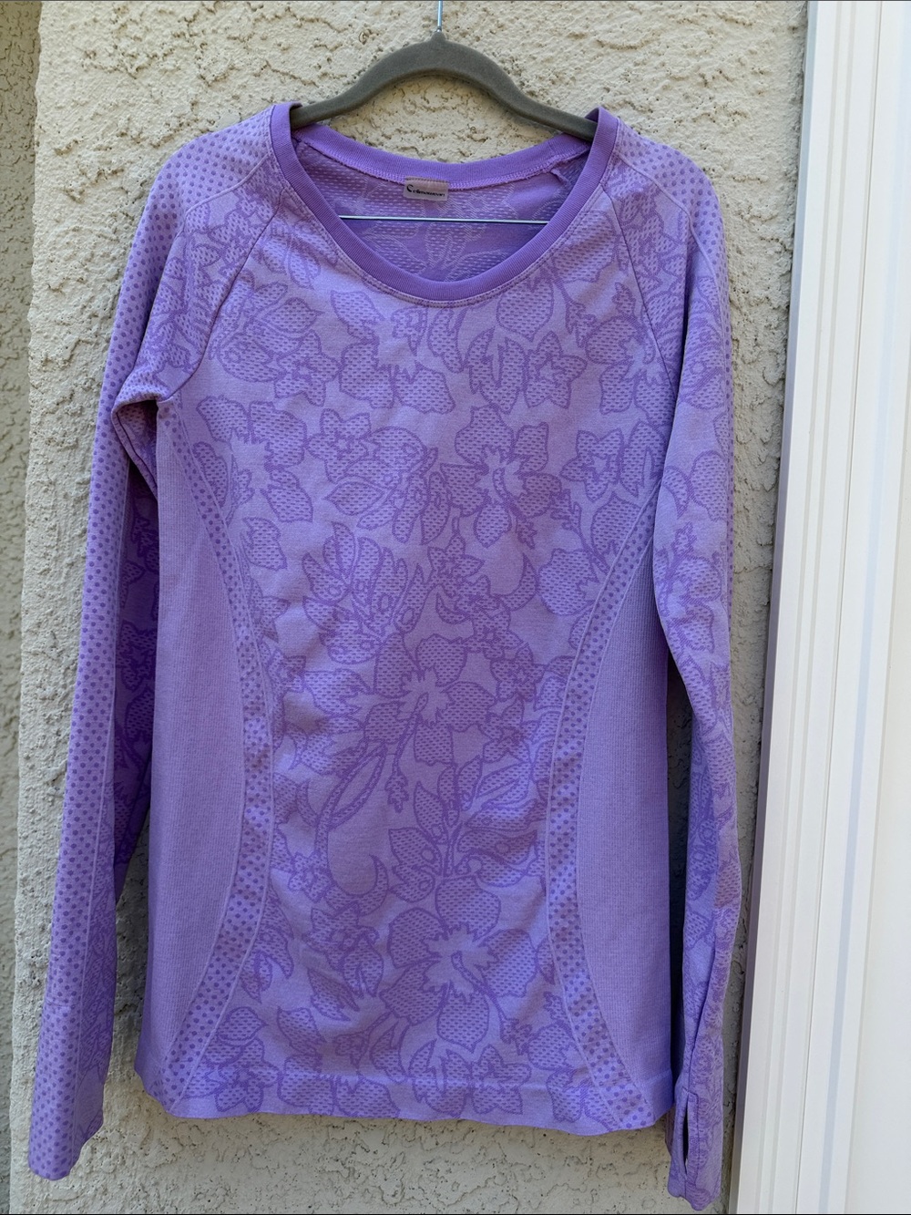 Climawear Women's Light Purple Seamless Long Sleeve Top Size M